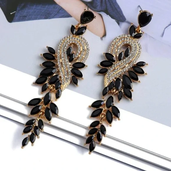 Rhinestone Leaf Drop Earrings - Picture 5 of 5